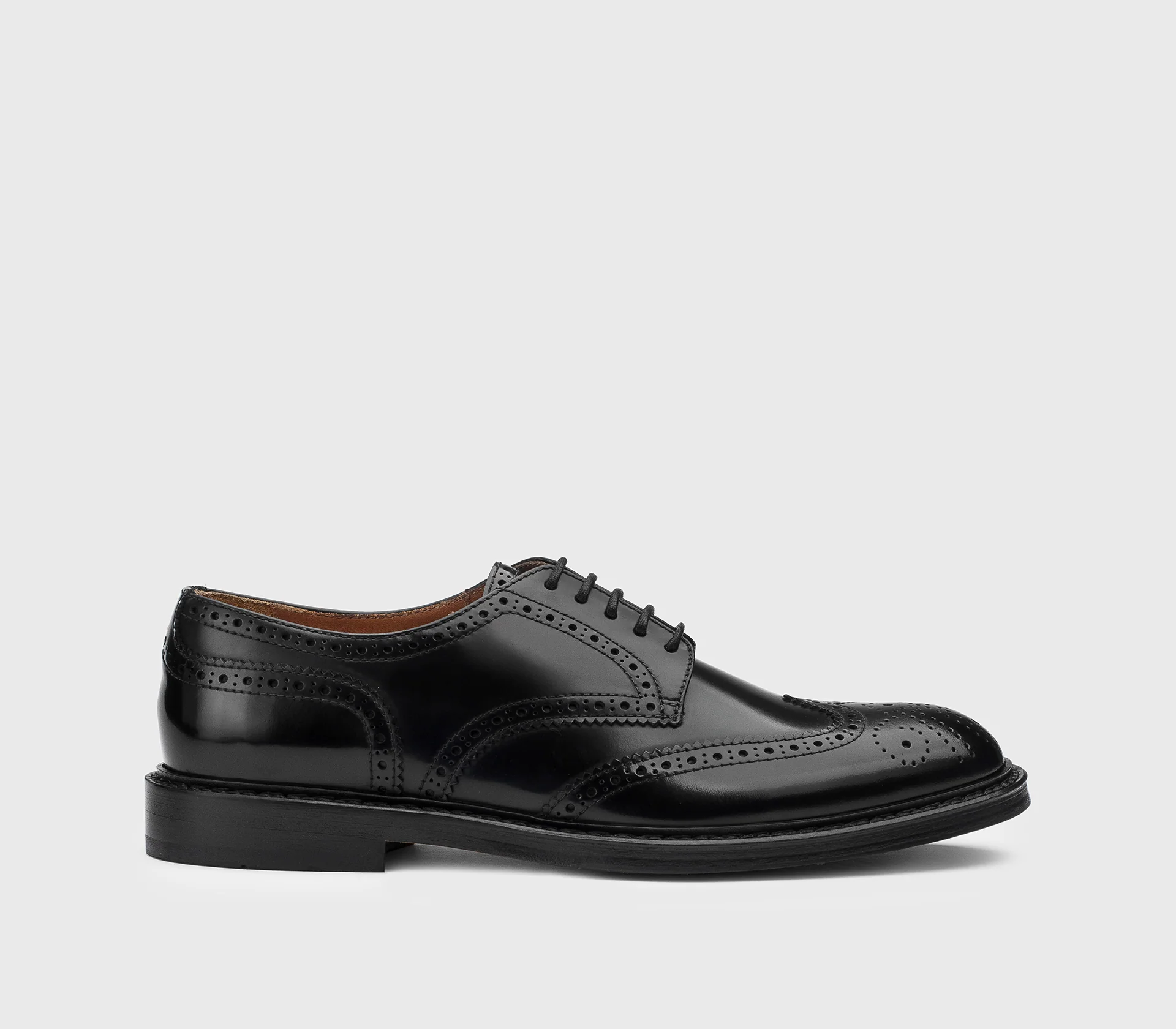 DU1367SIEWUF007NN00 - Stringata coda di rondine in pelle nera