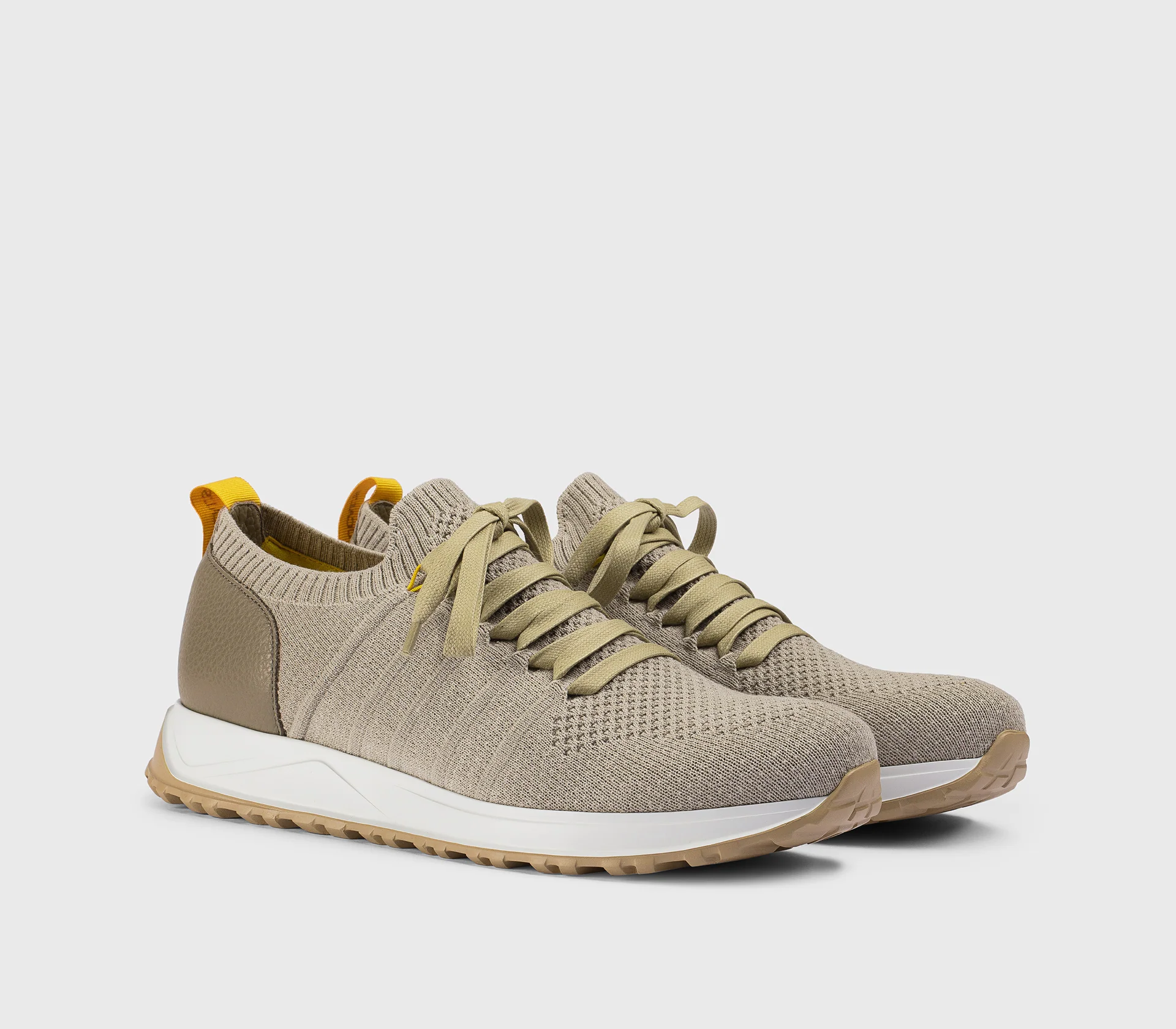 DU3222SYDNPZ830DM49 - Sneaker in tessuto tecnico e pelle taupe e creta - immagine 4