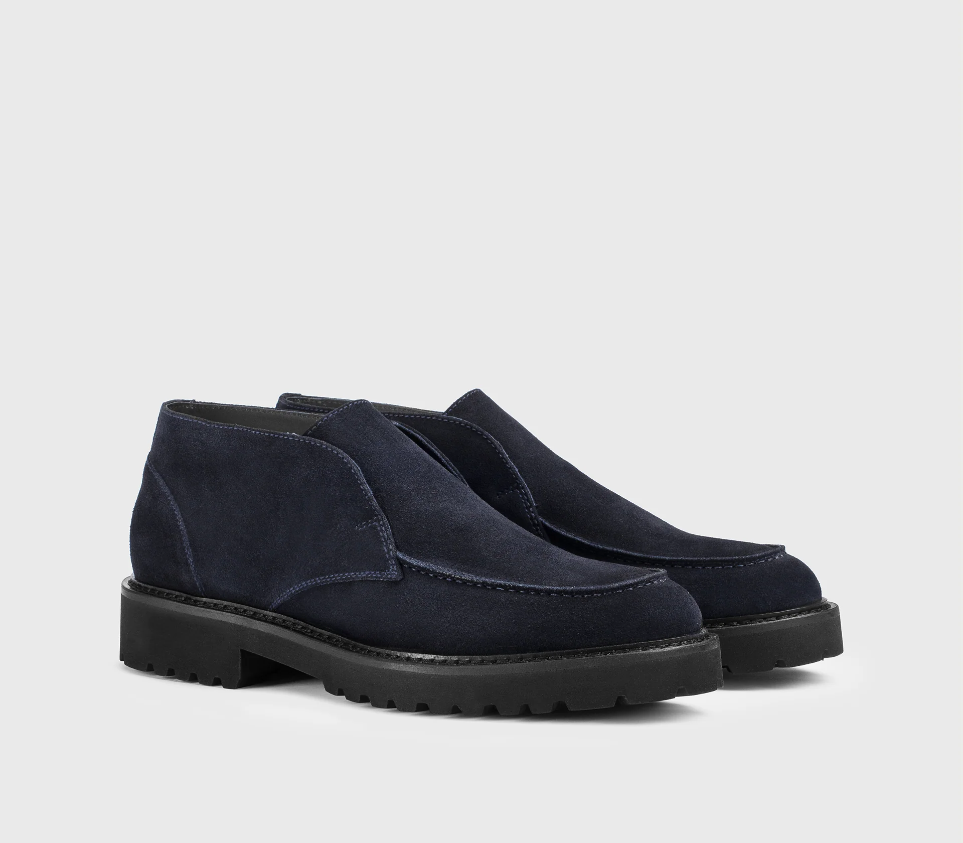 DU3332PHILUF009NB00 - Desert boot in suede blu - immagine 4