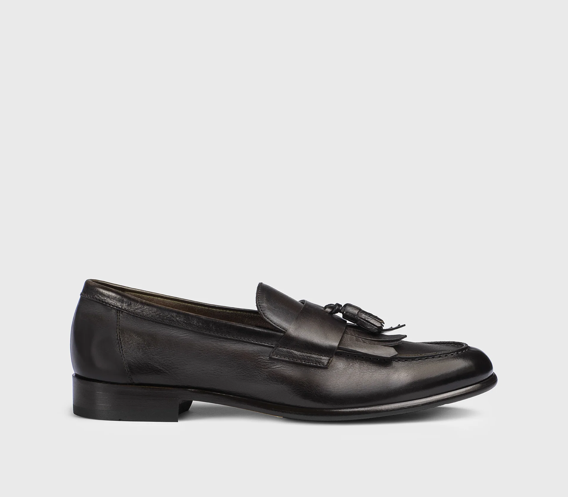DU3399STRAUY188TM00 - Mocassino con nappine e frangia in pelle testa di moro - immagine 2