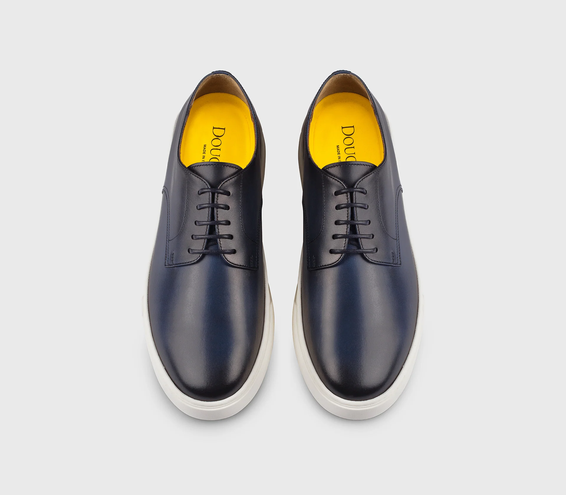 DU3549STEVUY159EB28 - Stringata in pelle blu "indigo" - immagine 3