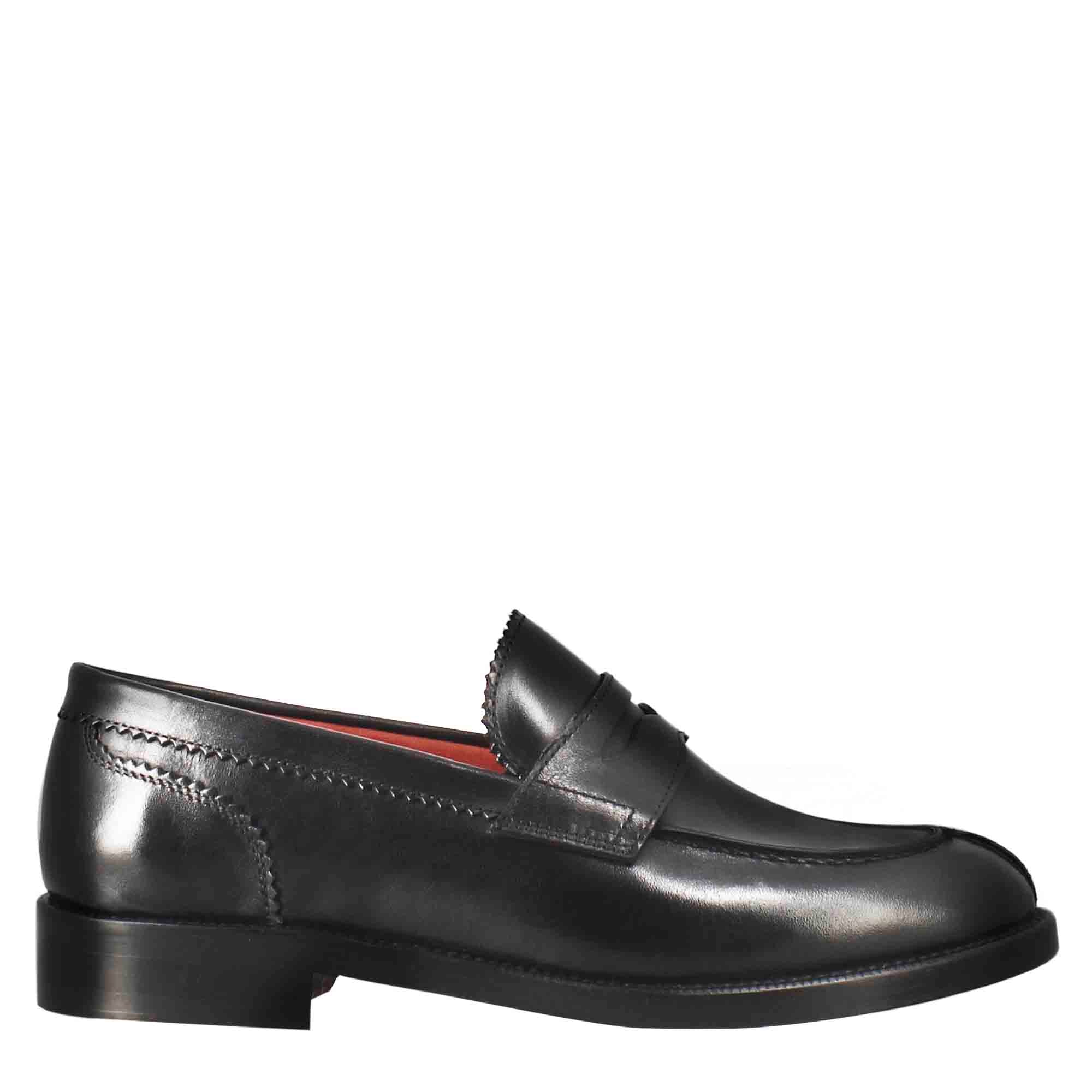 Mocassino da donna con bocca di leone in pelle nero - immagine 4