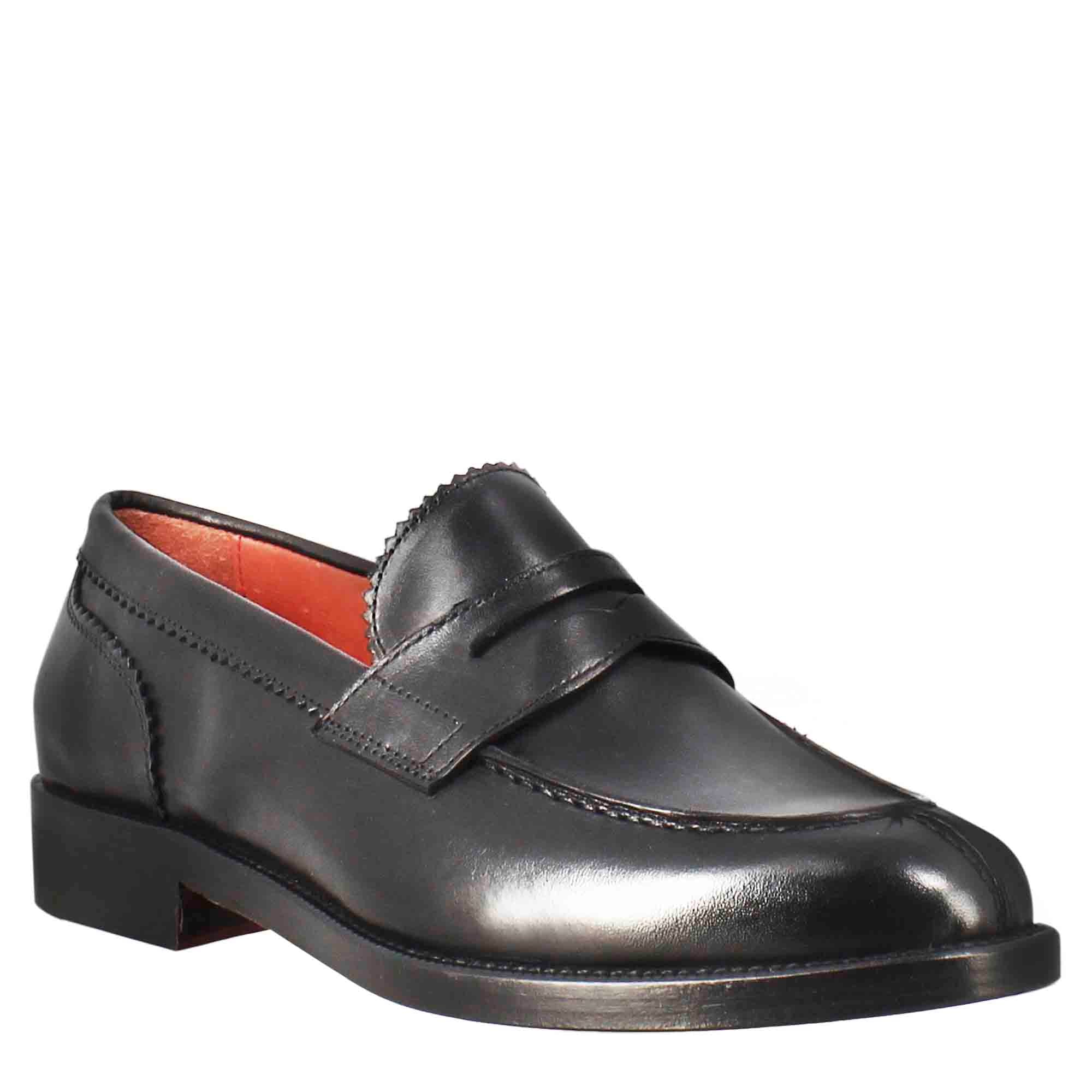 Mocassino da donna con bocca di leone in pelle nero - immagine 2
