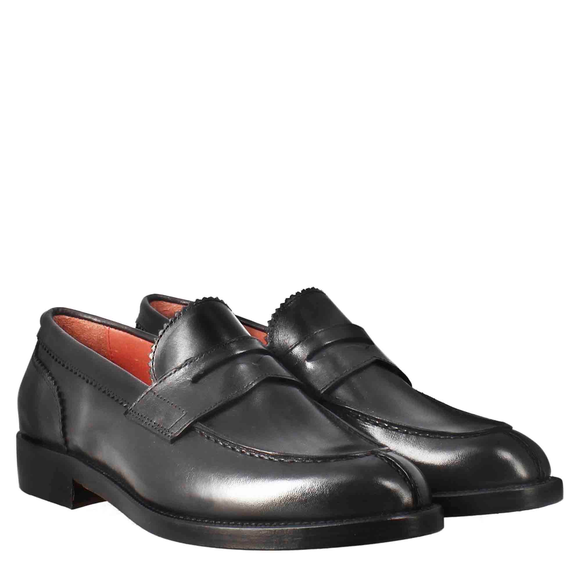 Mocassino da donna con bocca di leone in pelle nero - immagine 9