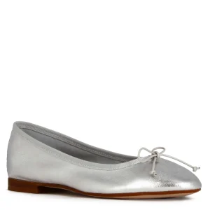 Ballerina classica da donna in pelle laminata colore argento
