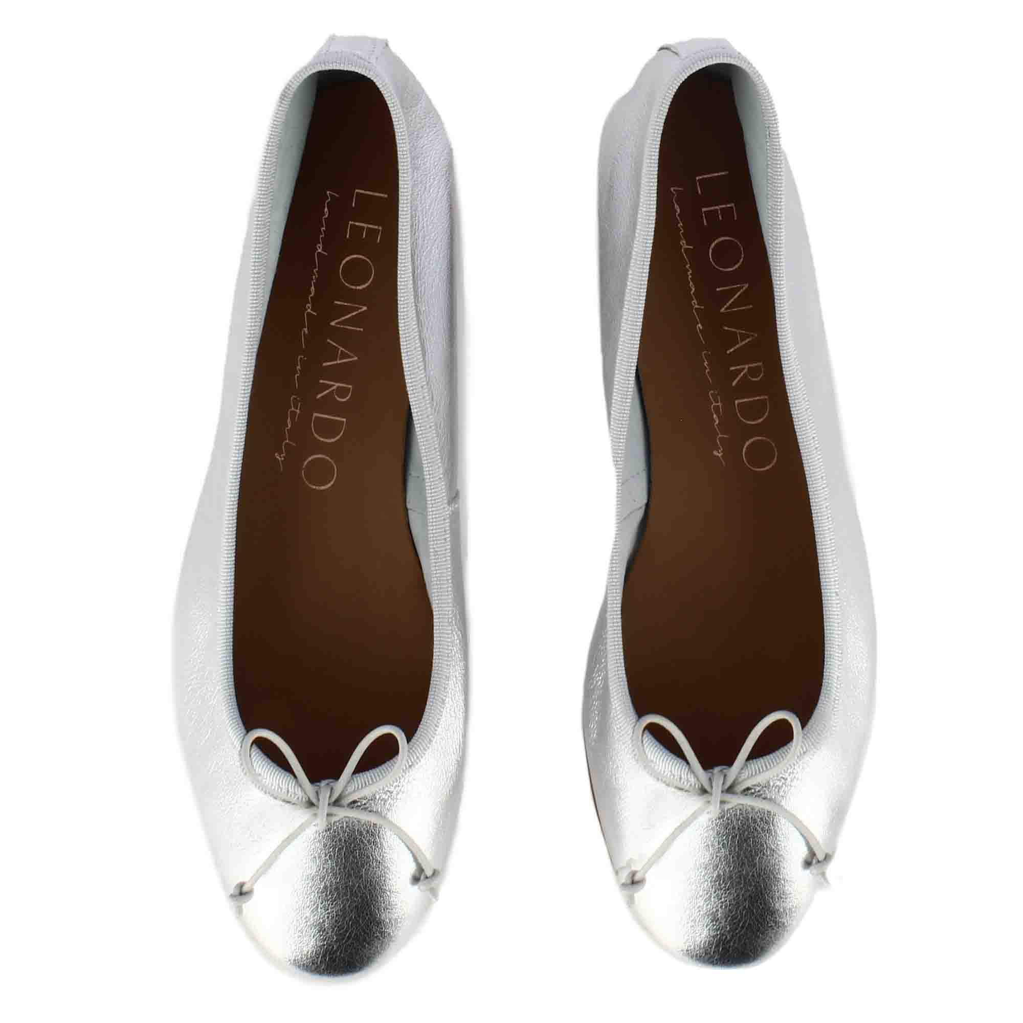 Ballerina classica da donna in pelle laminata colore argento - immagine 7