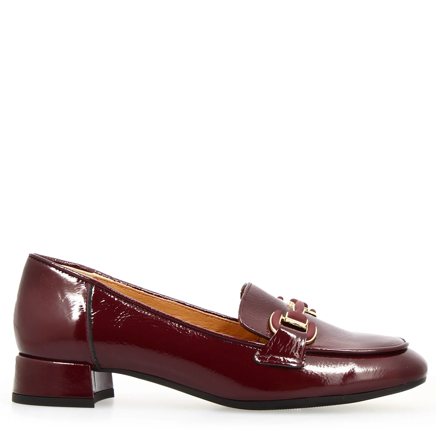 Mocassino artigianale da donna in pelle verniciata bordeaux - immagine 4