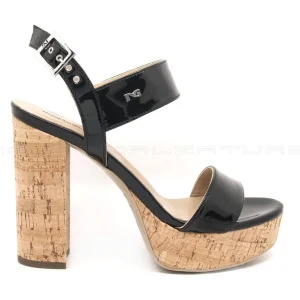 Nero Giardini sandalo elegante