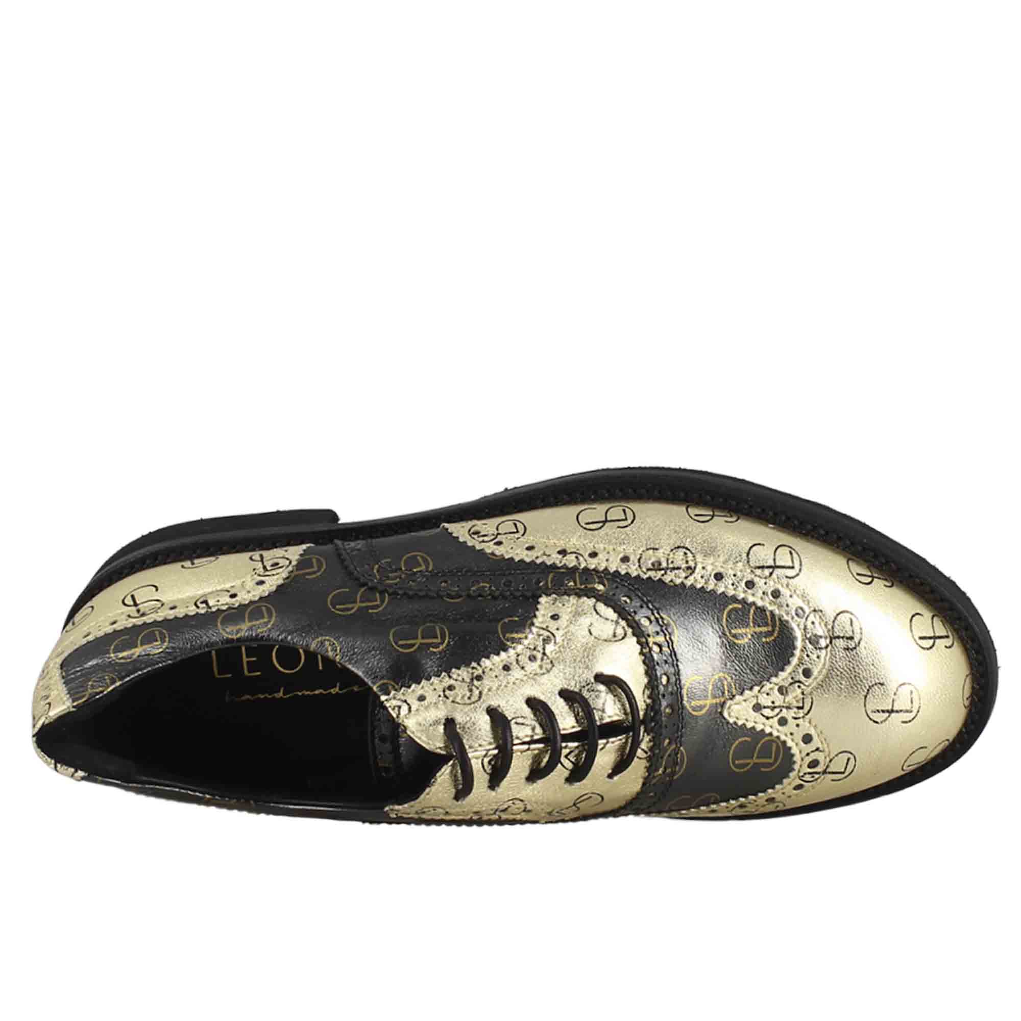 Scarpe da golf bicolore in pelle pieno fiore nero e oro - immagine 6